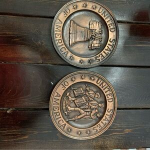 Collectible  Vintage 1972 Sexton USA History Bicentennial "Spirit of '76'  2 set